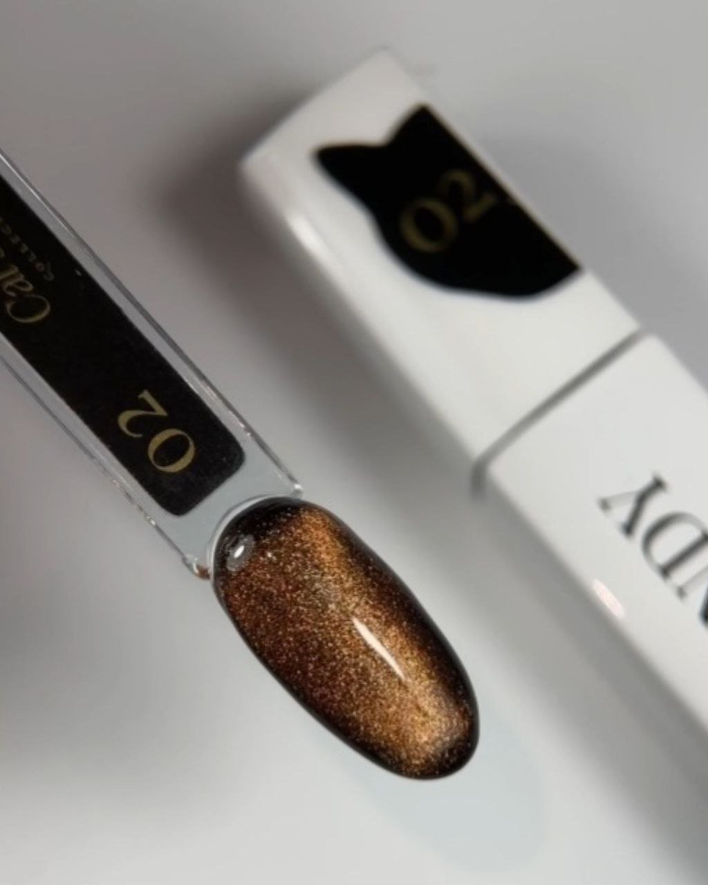 Collection Cat Eyes – Doré – 3 couleurs -8 ml